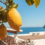 La Apartahotel 4*