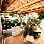 La Apartahotel 4*