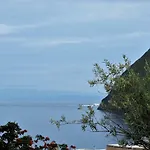 La Apartahotel
