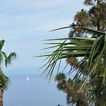 La Apartahotel 4*