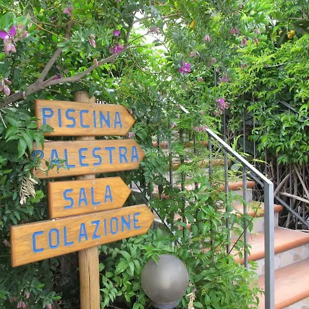 La 4* Canneto (Lipari)