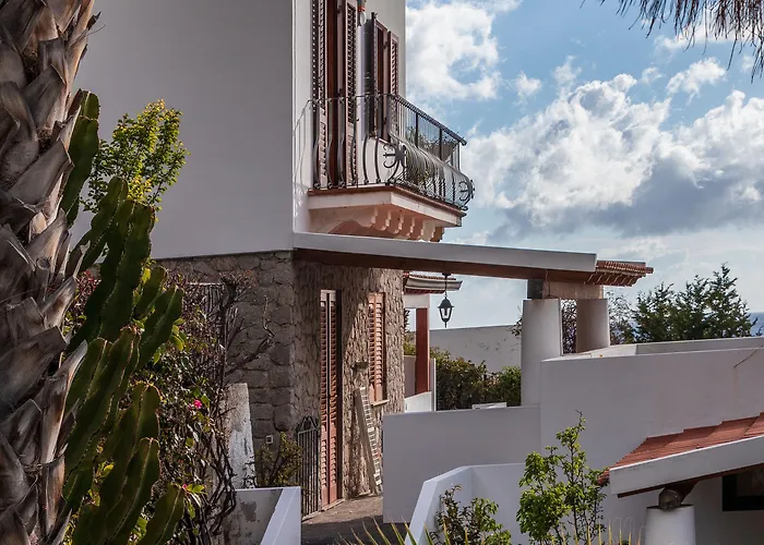 Aparthotel La Canneto (Lipari)